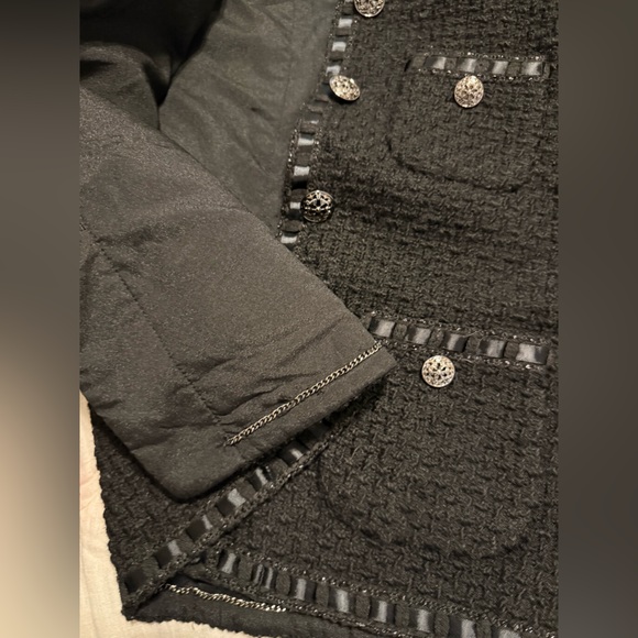 Elegant Black Tweed Jacket classic sophistication modern elegance size medium - Picture 6 of 16